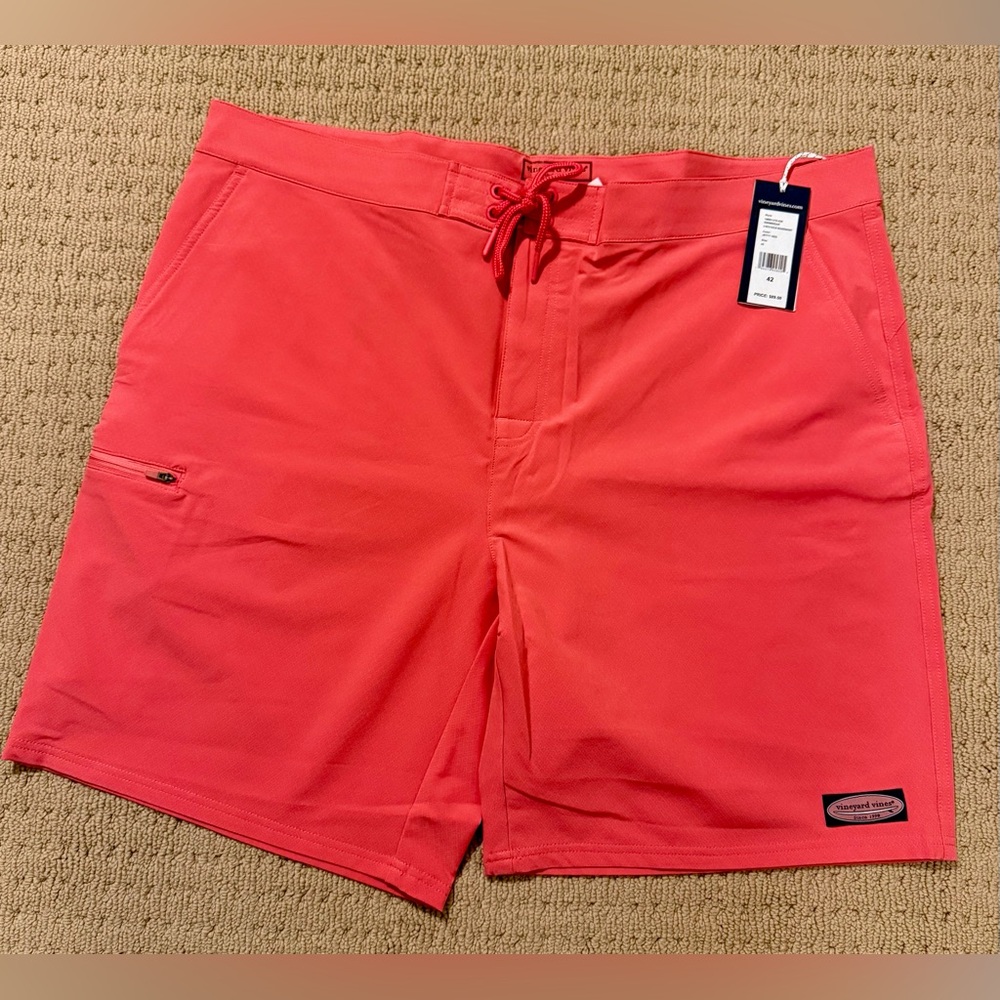 NWT Vineyard Vines Men's 9” Board Shorts in Jetty Red, Size 42”, Orig $85
